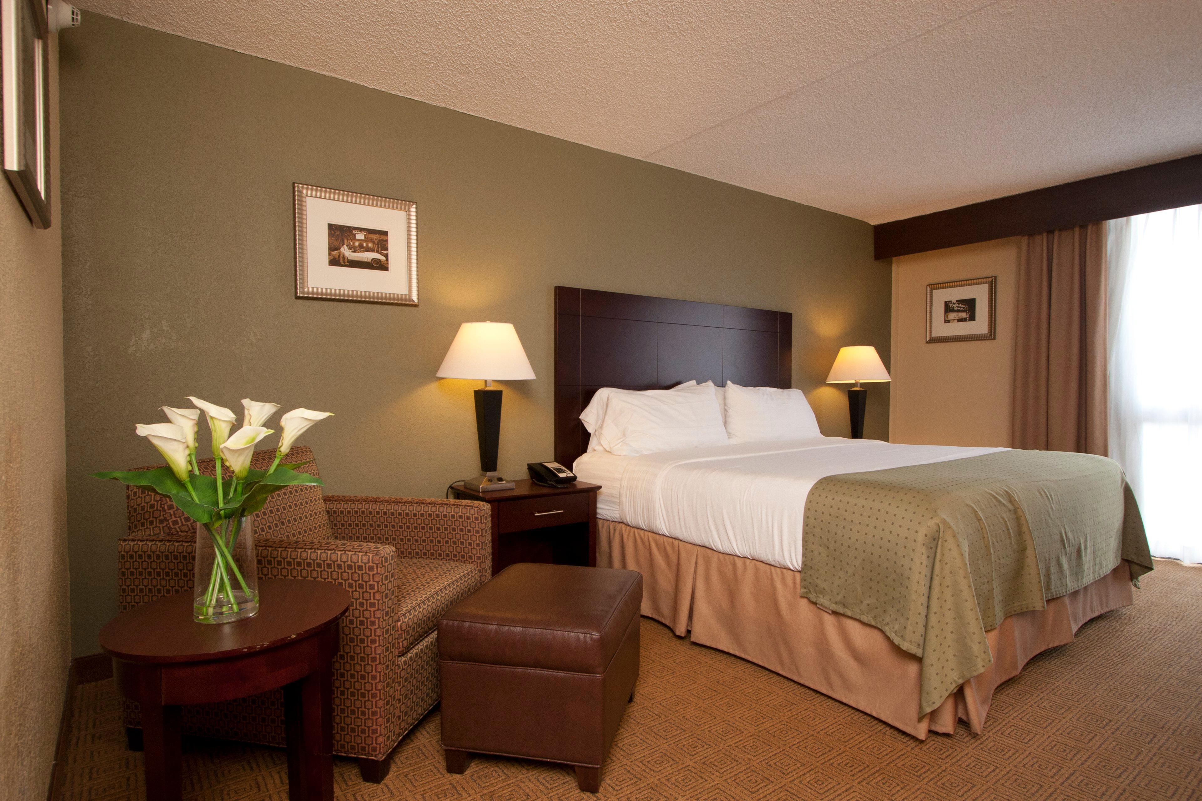 Holiday Inn South Plainfield-Piscataway By Ihg Экстерьер фото