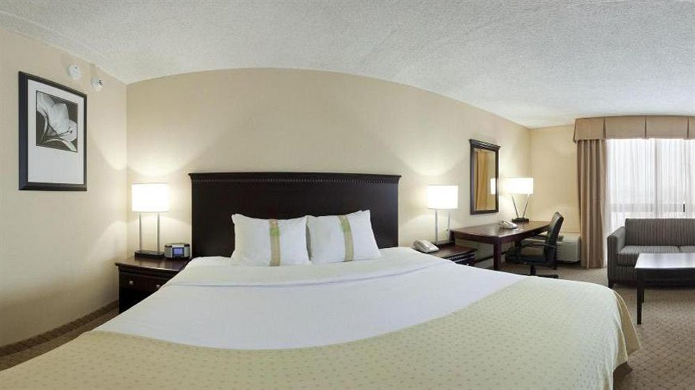 Holiday Inn South Plainfield-Piscataway By Ihg Экстерьер фото